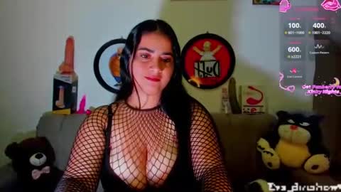 Eva online show from 11.24.25