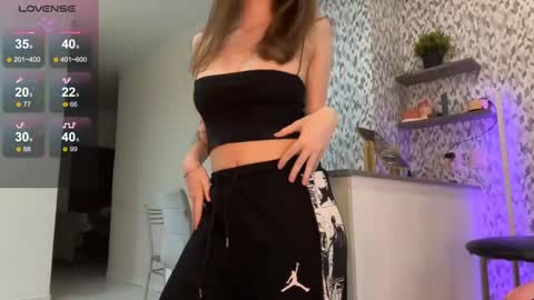 Eva  online show from 03.03.25