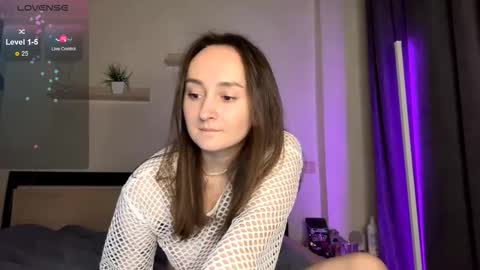 Eva  online show from 09.16.25