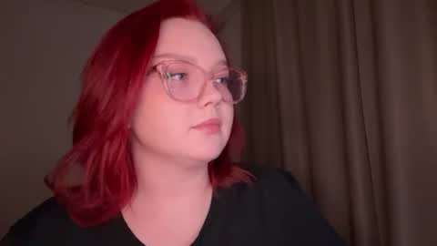 Snapshot of eva_kittenn chatting on 06.24.26 eva_kittenn online show from 06.24.26