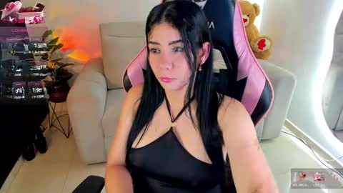 Snapshot of eva_lee18 chatting on 01.16.26 Eva online show from 01.16.26