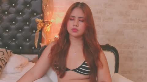 Snapshot of eva_luz1 chatting on 12.20.25 eva_luz1 online show from 12.20.25