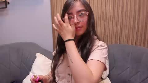 Snapshot of eva_macalliter chatting on 12.12.24 Angelinne online show from 12.12.24