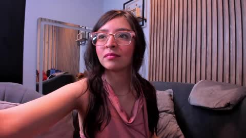 Snapshot of eva_macalliter chatting on 09.20.25 Angelinne online show from 09.20.25