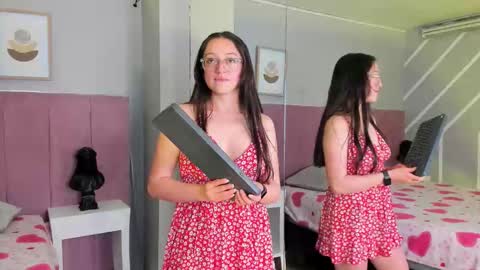 Snapshot of eva_mark chatting on 03.12.26 Eva online show from 03.12.26