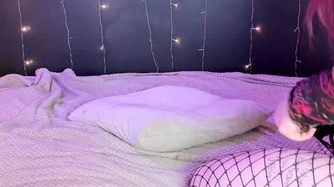 Snapshot of eva_merlin chatting on 01.30.25 Eva Merlin online show from 01.30.25