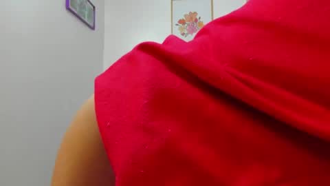 Snapshot of eva_mia_ chatting on 06.23.26 Eva y Mia online show from 06.23.26