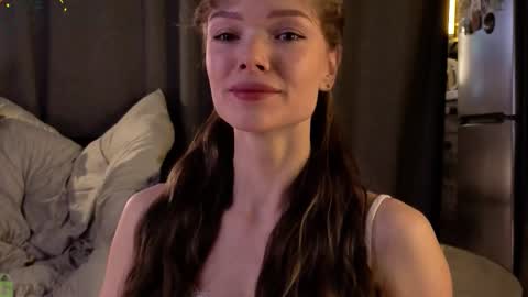 Snapshot of eva_natsumi chatting on 11.09.25 Eva online show from 11.09.25