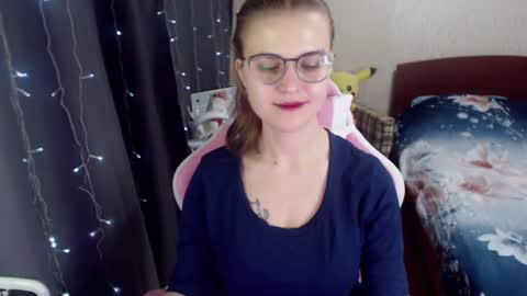 Snapshot of eva_orchid chatting on 01.07.25 Eva online show from 01.07.25