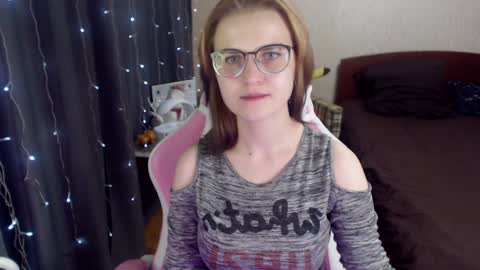 Snapshot of eva_orchid chatting on 01.11.25 Eva online show from 01.11.25