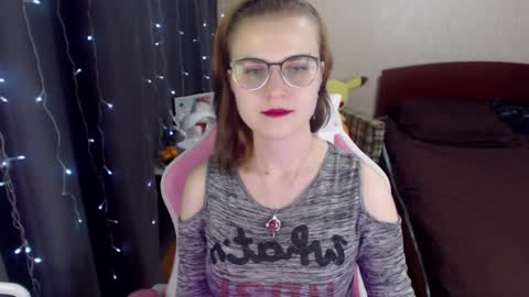 Snapshot of eva_orchid chatting on 01.15.25 Eva online show from 01.15.25