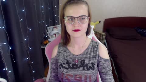 Snapshot of eva_orchid chatting on 01.15.25 Eva online show from 01.15.25