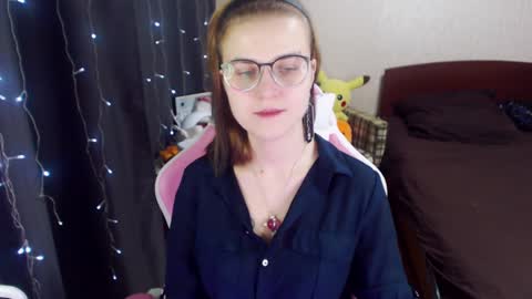 Snapshot of eva_orchid chatting on 01.16.25 Eva online show from 01.16.25