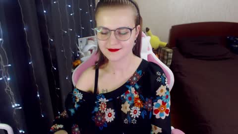 Snapshot of eva_orchid chatting on 01.22.25 Eva online show from 01.22.25