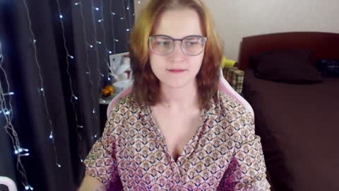 Snapshot of eva_orchid chatting on 01.24.25 Eva online show from 01.24.25