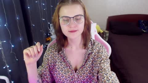 Snapshot of eva_orchid chatting on 01.29.25 Eva online show from 01.29.25