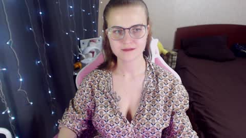 Snapshot of eva_orchid chatting on 01.30.25 Eva online show from 01.30.25
