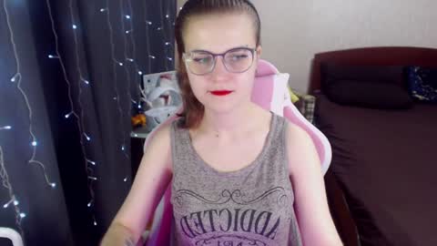 Snapshot of eva_orchid chatting on 01.31.25 Eva online show from 01.31.25
