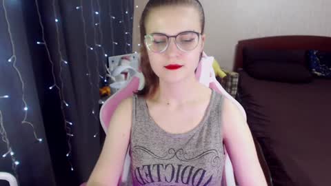 Snapshot of eva_orchid chatting on 01.31.25 Eva online show from 01.31.25