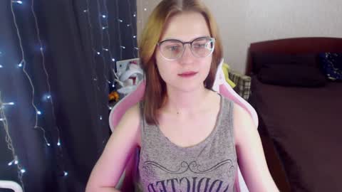 Snapshot of eva_orchid chatting on 02.01.25 Eva online show from 02.01.25