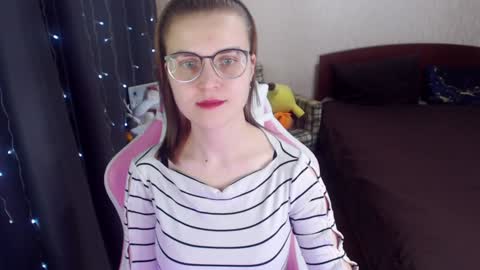 Snapshot of eva_orchid chatting on 02.05.25 Eva online show from 02.05.25