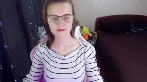 Snapshot of eva_orchid chatting on 02.05.25 Eva online show from 02.05.25