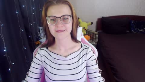 Snapshot of eva_orchid chatting on 02.08.25 Eva online show from 02.08.25