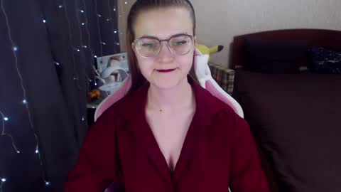 Snapshot of eva_orchid chatting on 02.14.25 Eva online show from 02.14.25