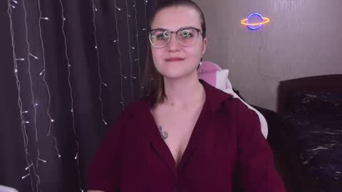 Snapshot of eva_orchid chatting on 02.20.25 Eva online show from 02.20.25