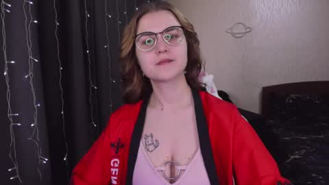 Snapshot of eva_orchid chatting on 02.25.25 Eva online show from 02.25.25