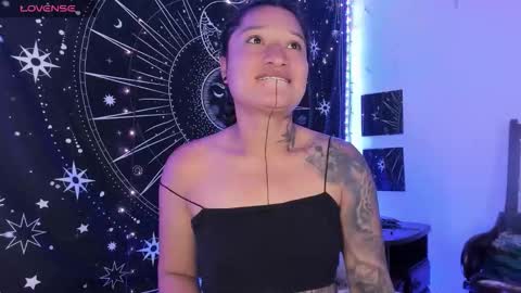 Eva  online show from 10.11.25