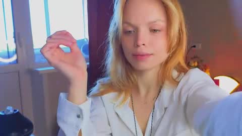 Hi there i am Eva and i wish create a nice community with you so join my Ticket Show for more pleasure online show from 05.21.26