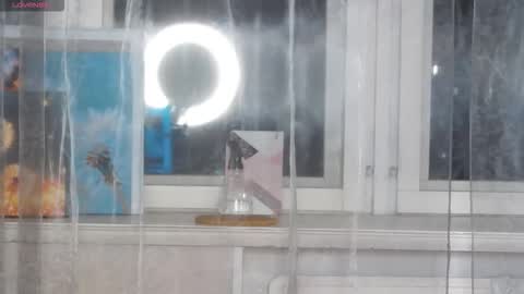 eva varnerr online show from 12.01.25