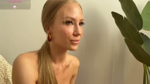 Hello Im Eva online show from 06.09.26