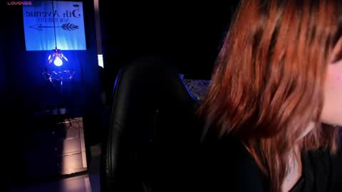 Snapshot of eva_viulet chatting on 04.23.26 MISS EVY online show from 04.23.26