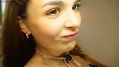 Snapshot of eva_zill_blossom chatting on 07.10.26 Hello my name is Eva its my first day here online show from 07.10.26