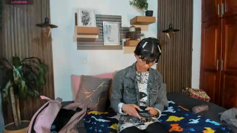 Eva online show from 04.23.26