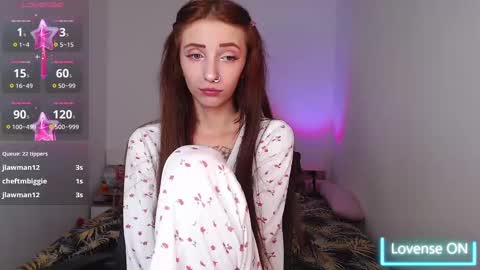 Snapshot of evaa_coy chatting on 03.02.25 Eva online show from 03.02.25