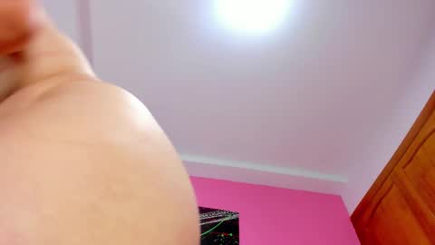 Snapshot of evaa_greey chatting on 01.25.25 Eva Grey online show from 01.25.25