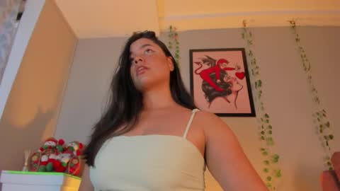 Snapshot of evaa_greey chatting on 11.30.25 Eva Grey online show from 11.30.25