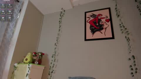 Snapshot of evaa_greey chatting on 12.17.25 Eva Grey online show from 12.17.25