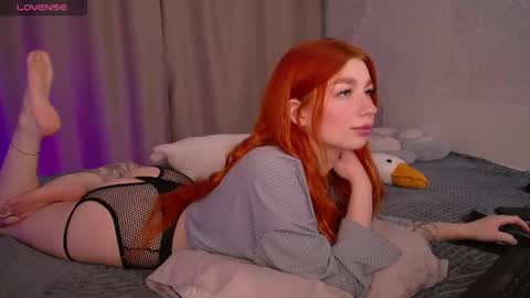 Snapshot of evaa_moonn_ chatting on 12.04.24 Eva online show from 12.04.24