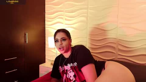 Snapshot of evaafoxxy_ chatting on 10.06.25 evaafoxxy_ online show from 10.06.25