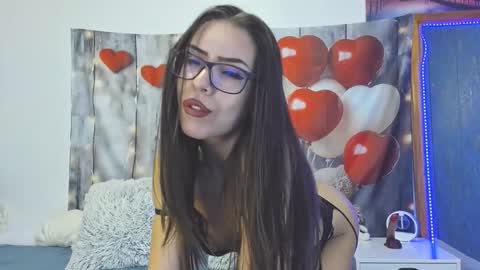 Snapshot of evagabe chatting on 10.01.25 EvaGabe online show from 10.01.25