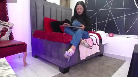 EVA GODDESS  online show from 03.04.26