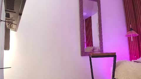 EVA GODDESS  online show from 06.18.26