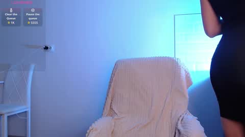 Eva online show from 11.14.25