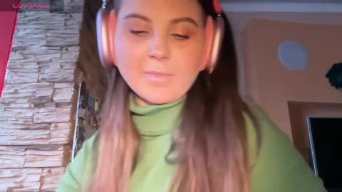 EvaHazard online show from 02.15.25