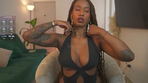 evajacksss_ online show from 01.19.25