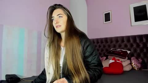 Eva online show from 12.30.24